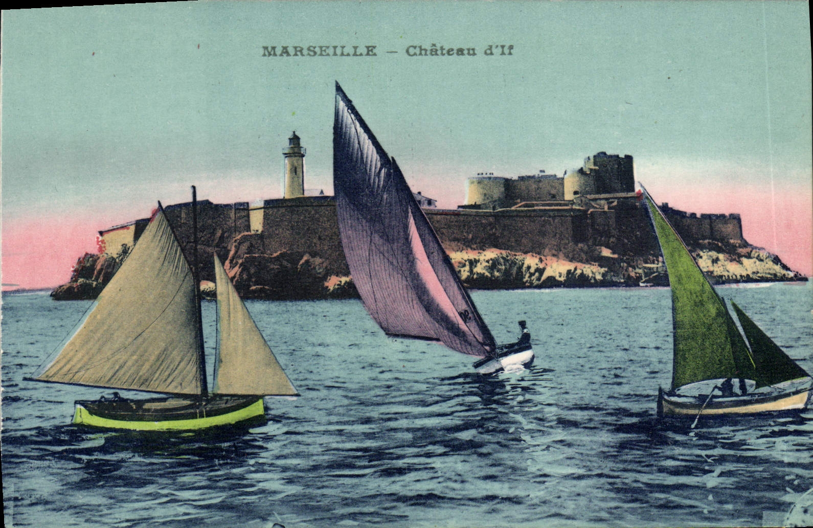CPA Marseille Le Chateau d'If Bateaux