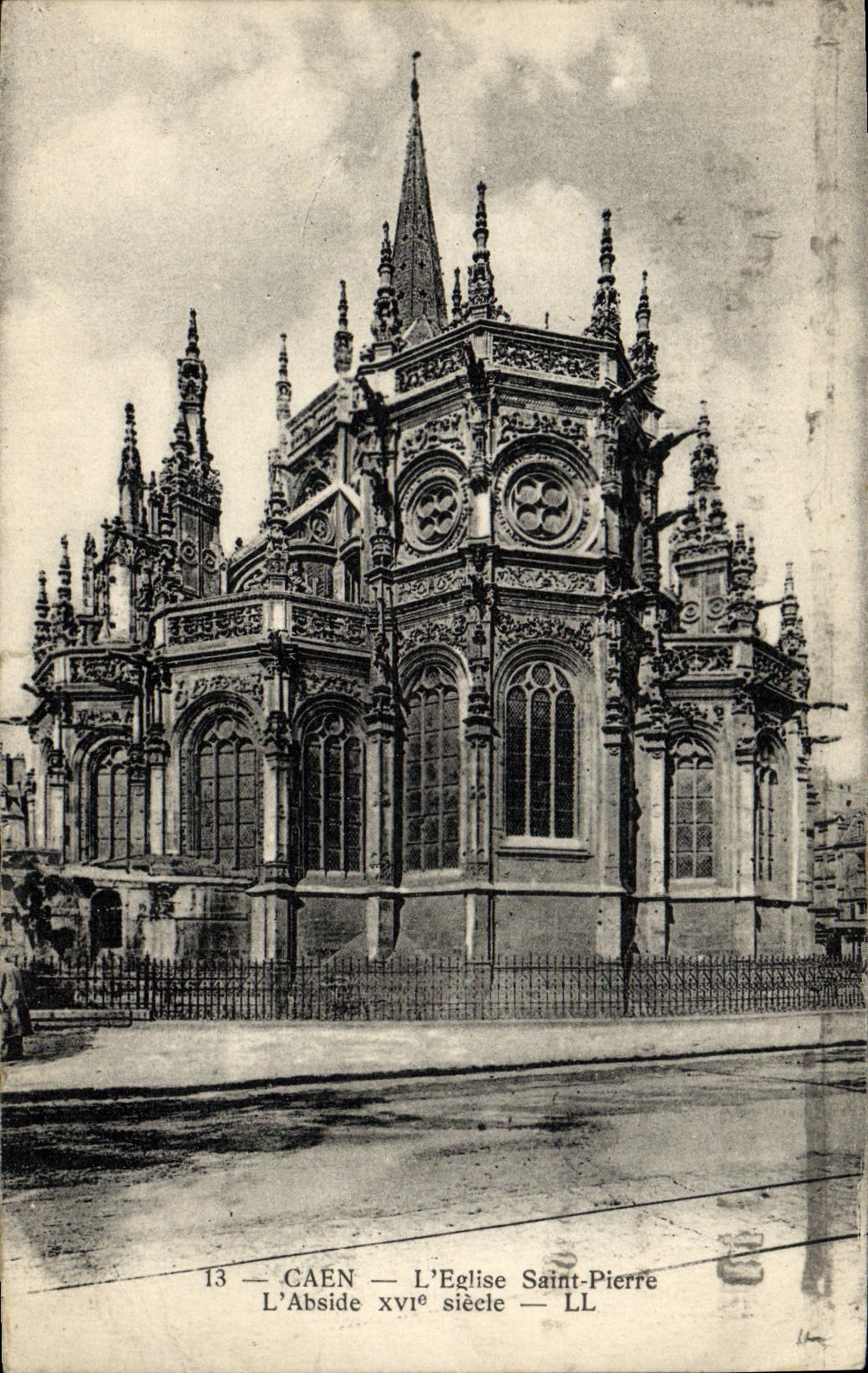 CPA Caen L'Eglise Saint Pierre L'abside