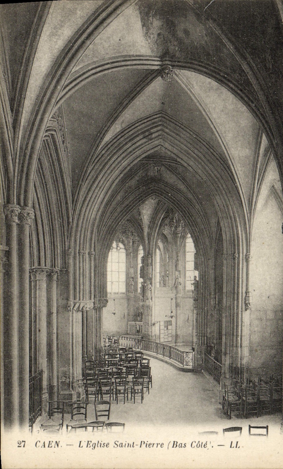 VINTAGE POSTCARD Caen the Church Low Saint Pierre dimensions
