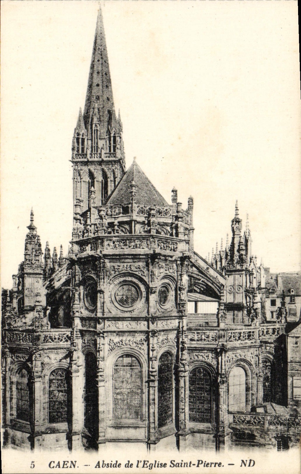 CPA Caen Abside de L'Eglise Saint Pierre 