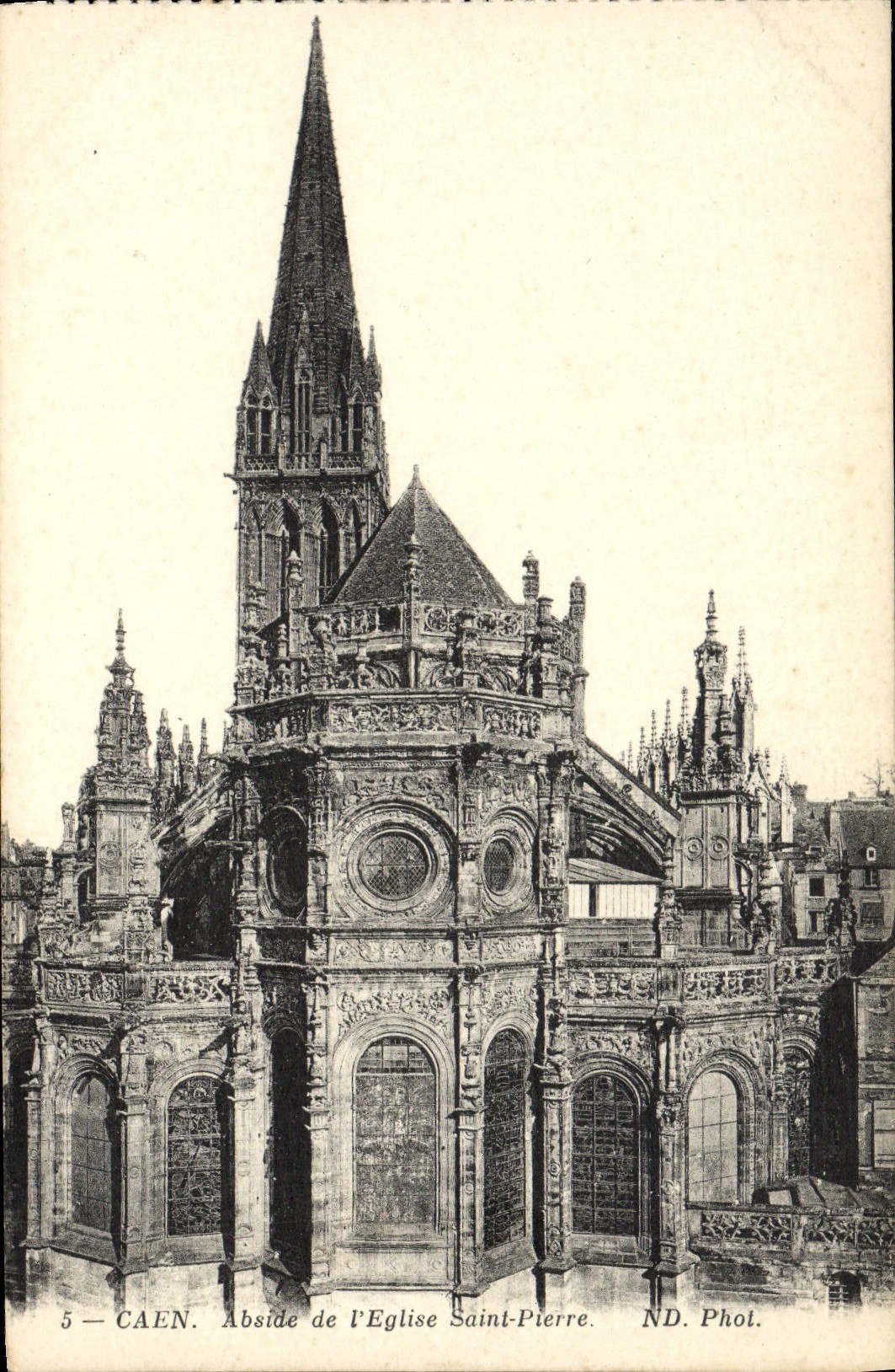 CPA Caen Abside de L'Eglise Saint Pierre 