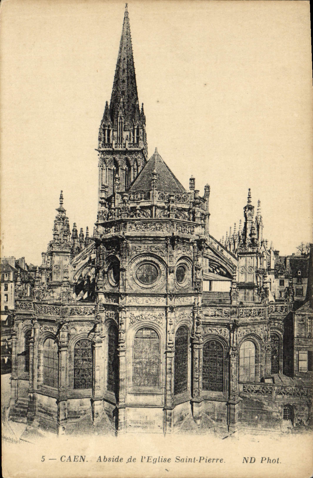 CPA Caen Abside de L'Eglise Saint Pierre 