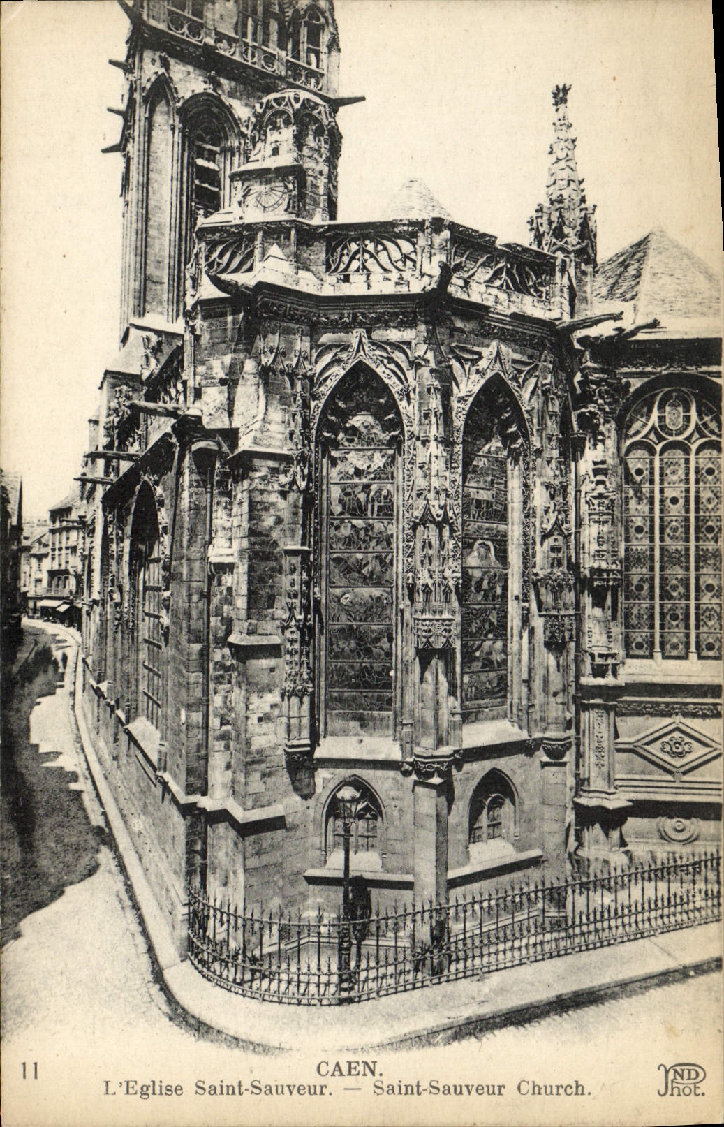 CPA Caen L'Eglise St Sauveur