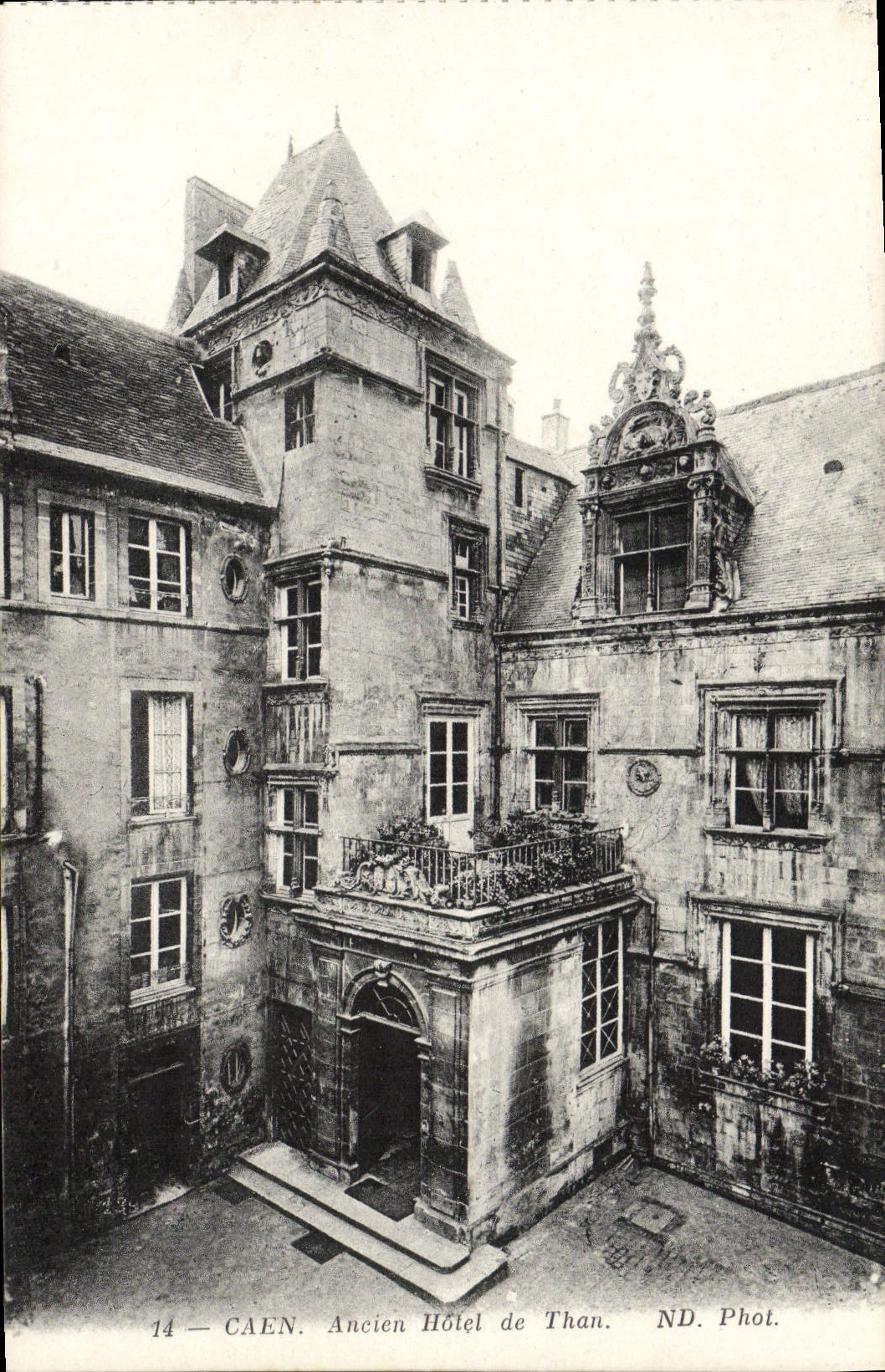 CPA Caen Ancien Hotel de Than