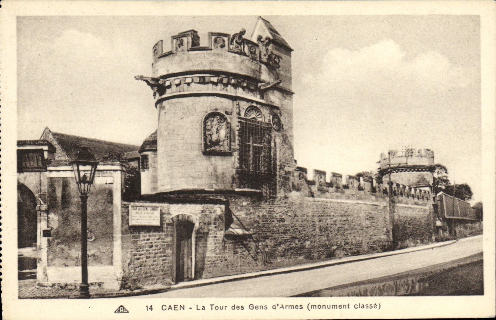CPA Caen La Tour des Gens d'Armes
