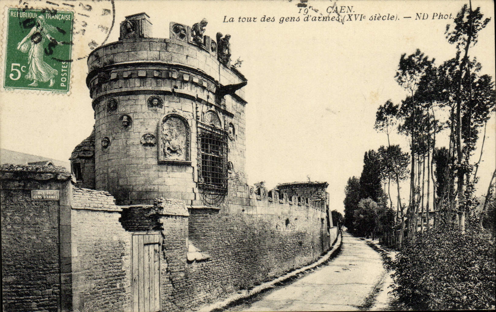 CPA Caen La Tour des Gens d'Armes