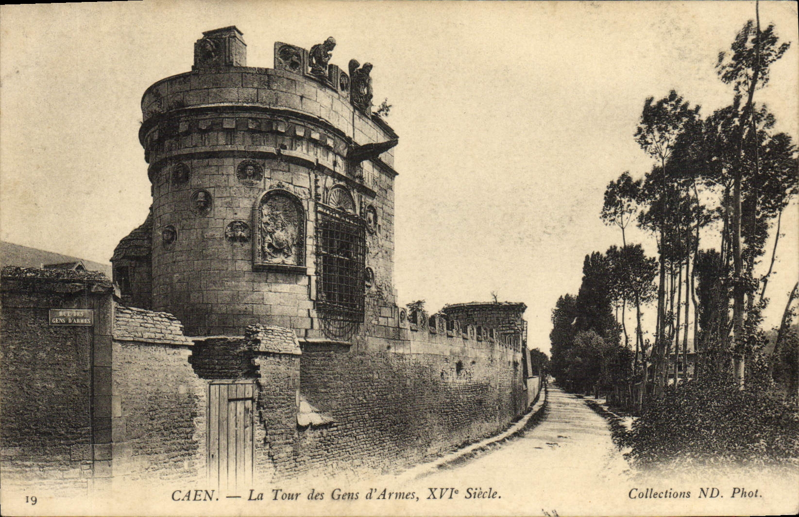 CPA Caen La Tour des Gens d'Armes