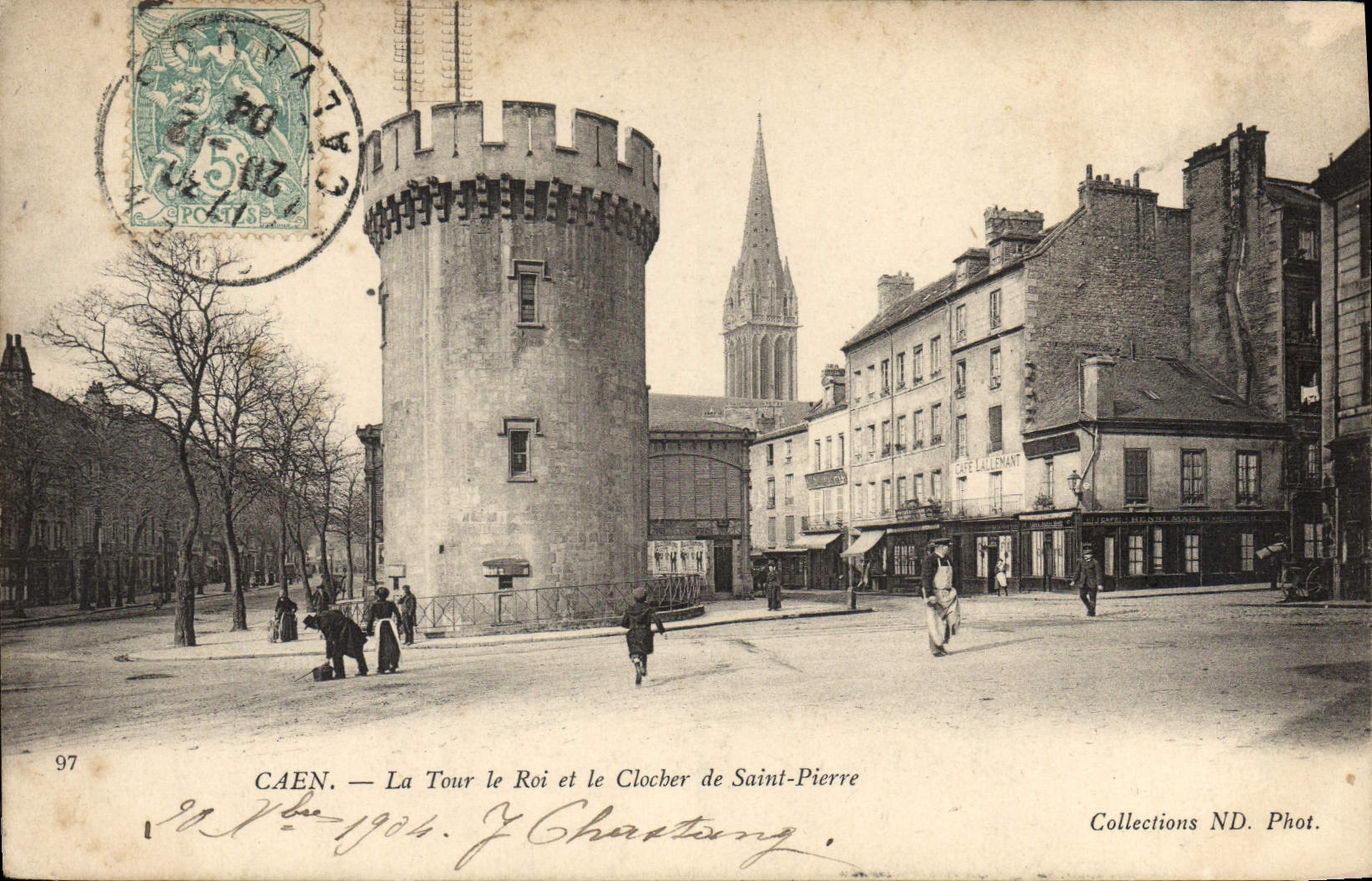 CPA Caen La tour Le roi et le clocher de Saint Pierre