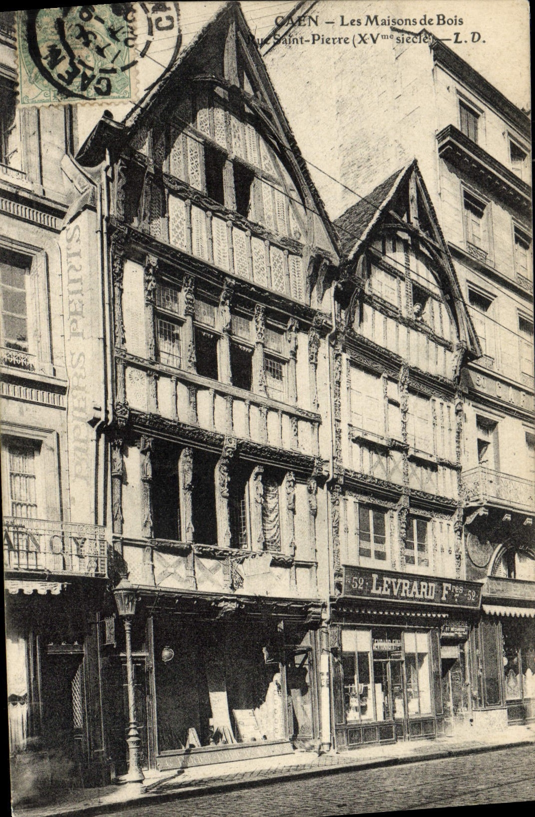 CPA Caen Les Maisons de Bois Levrard
