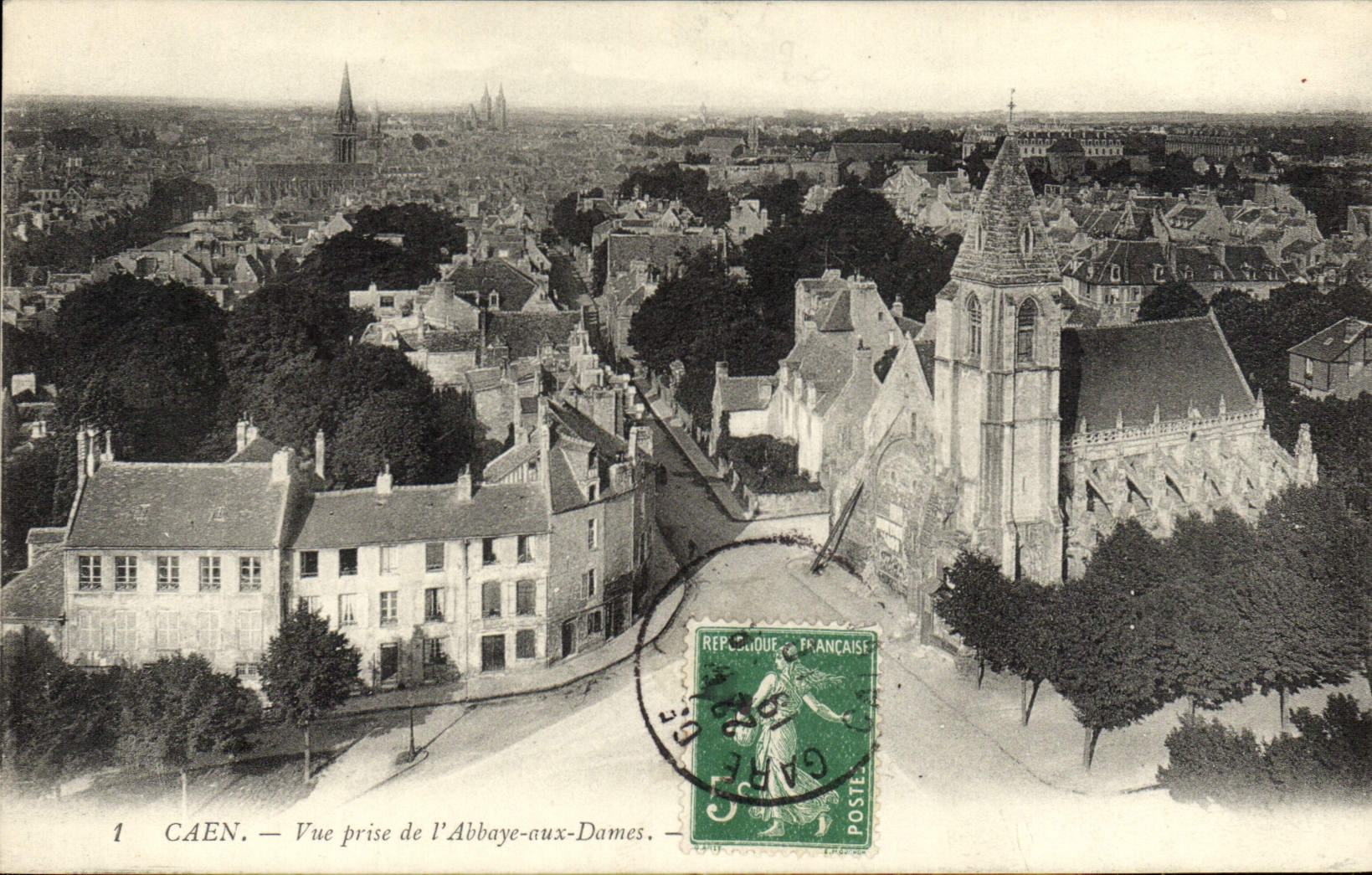 CPA Caen Vue Prise de L'Abbaye aux Dames