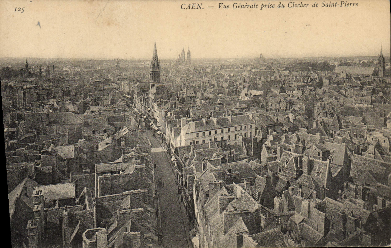 CPA Caen Vue Generale Prise du Clocher de Saint Pierre