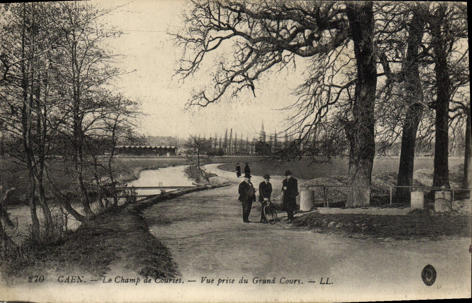 POSTAL Caen de la VENDIMIA vista del gran curso