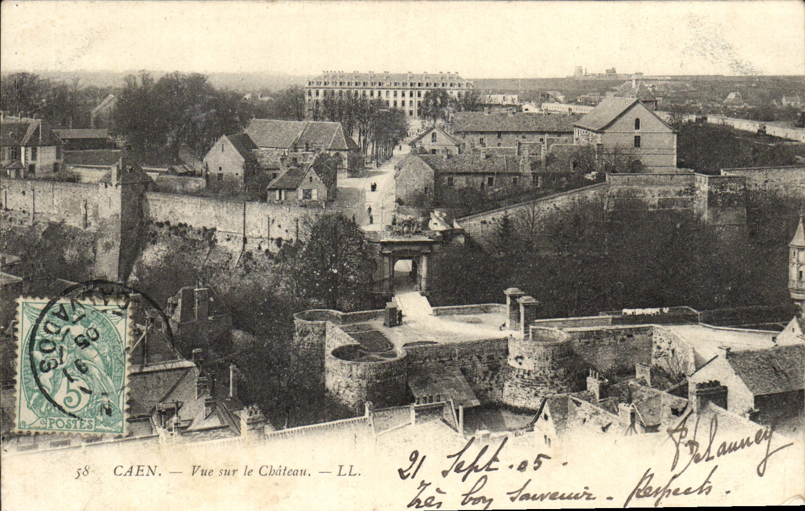 POSTAL Caen de la VENDIMIA vista en el castillo