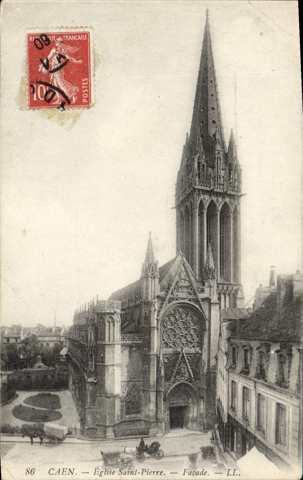 Ataque frontal del Saint Pierre de la iglesia de Caen de la POSTAL de la VENDIMIA