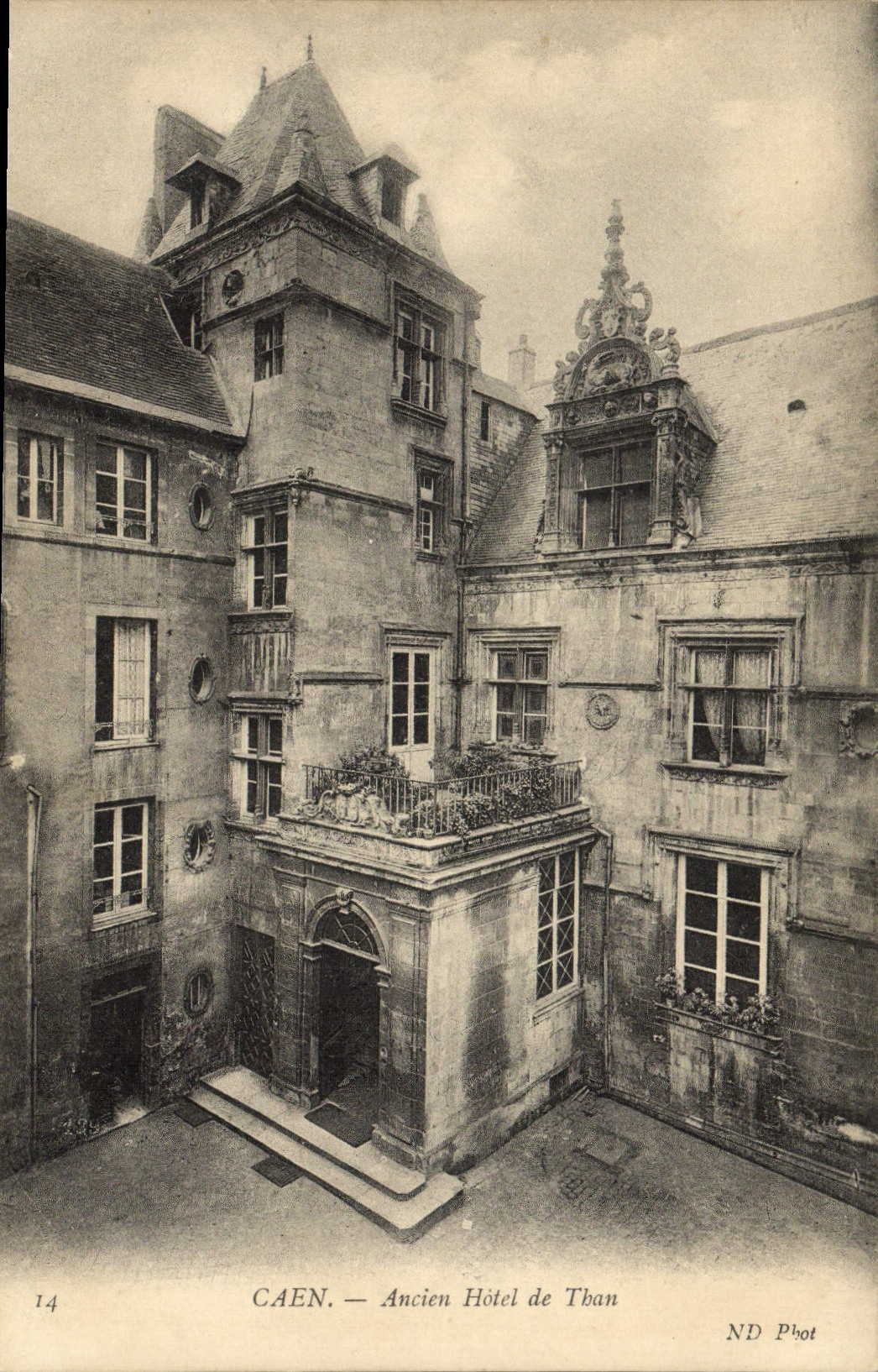 CPA Caen Ancien Hotel de Than