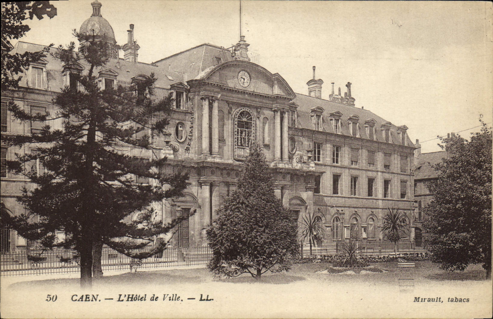CPA Caen L'Hotel de Ville 