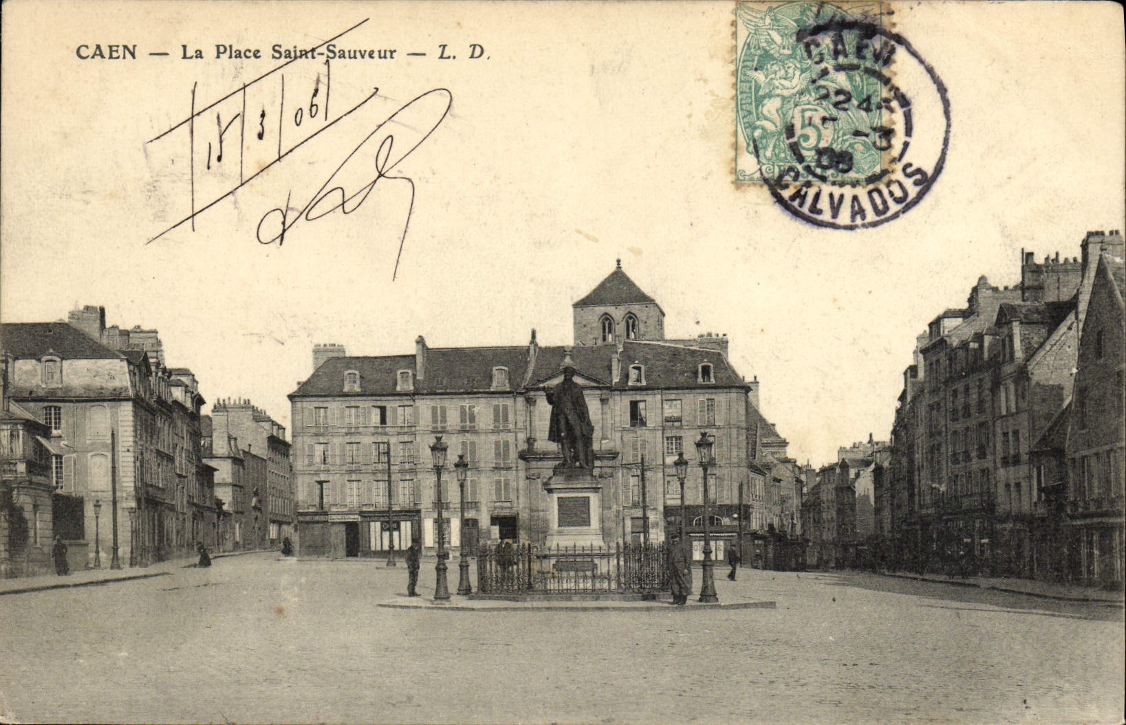 CPA Caen La Place Saint Sauveur 