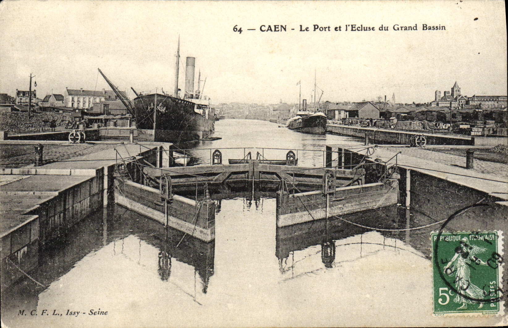 POSTAL Caen de la VENDIMIA el puerto y la esclusa de los barcos grandes del lavabo