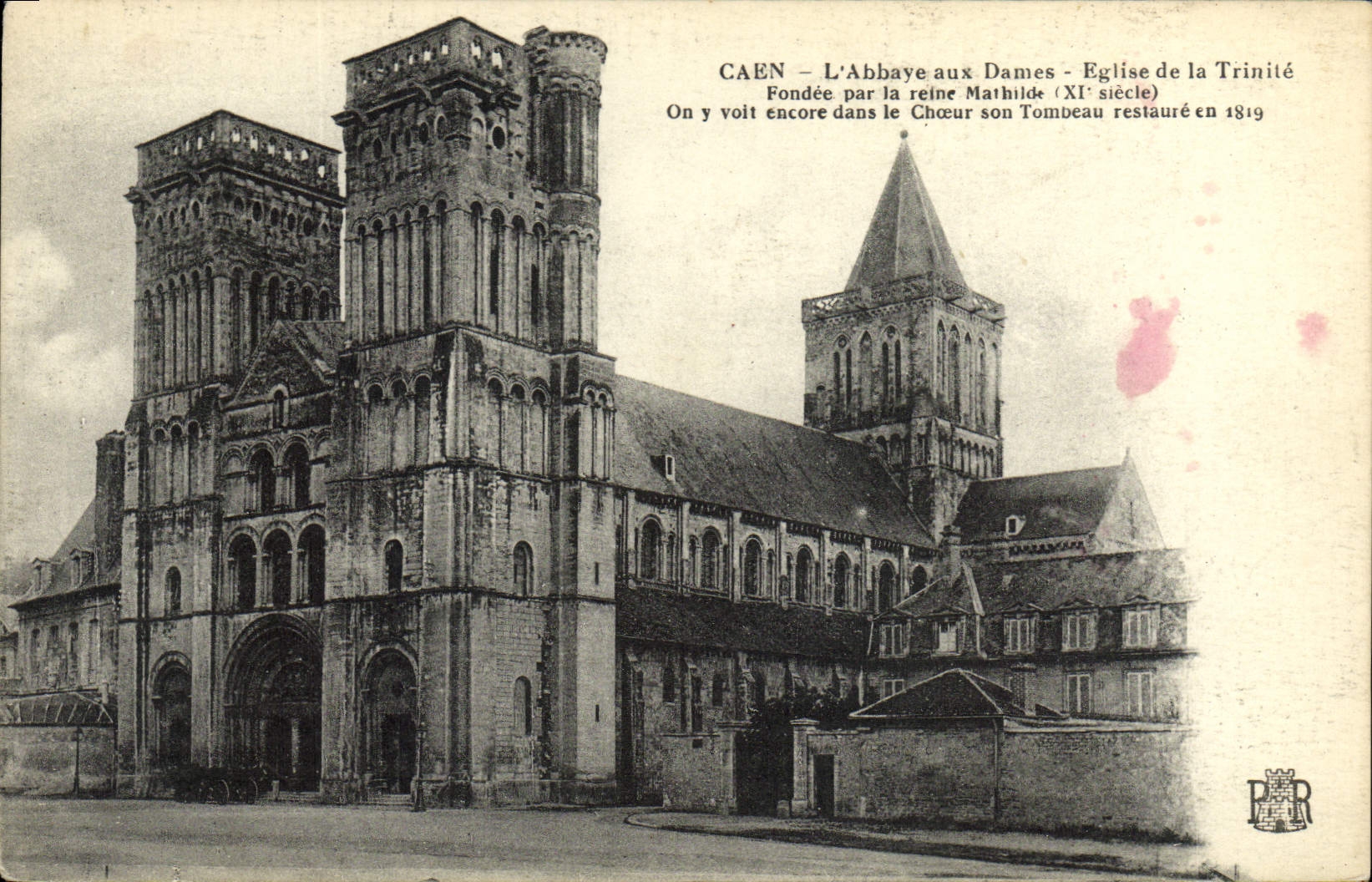 POSTAL Caen de la VENDIMIA la abadía con la iglesia de las señoras de la trinidad