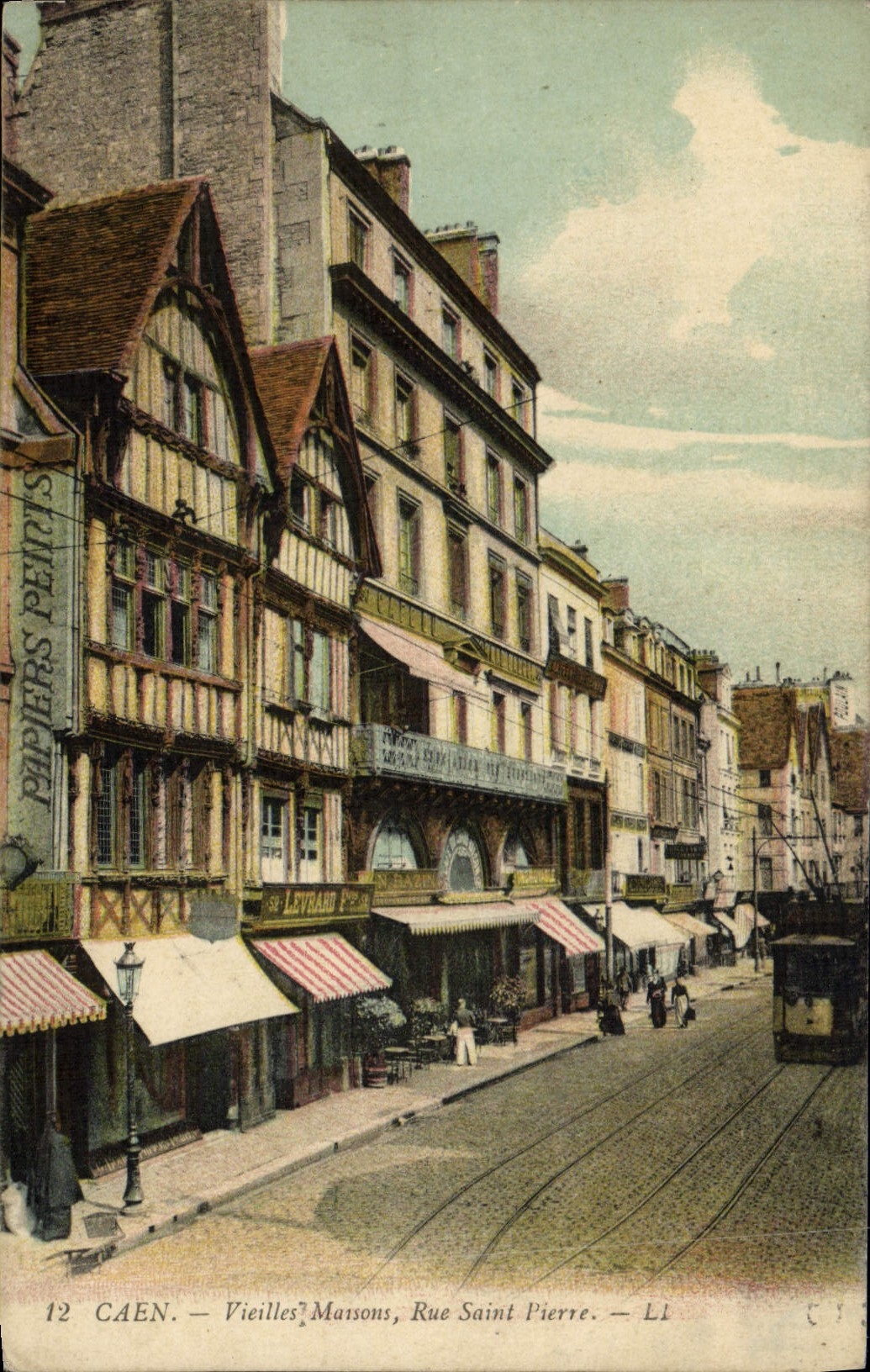 De la VENDIMIA de la POSTAL de Caen de las mujeres mayores de las casas de la calle tranvía de Pedro Levrard Sainte