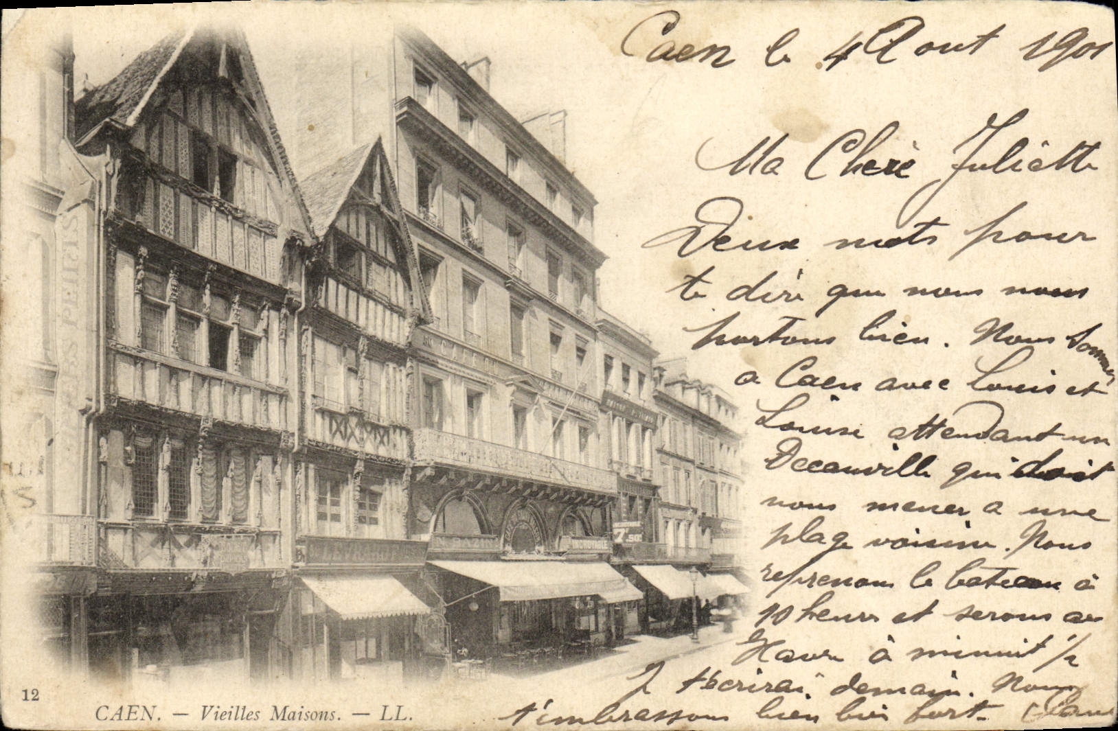 VINTAGE POSTCARD Caen Old women Houses