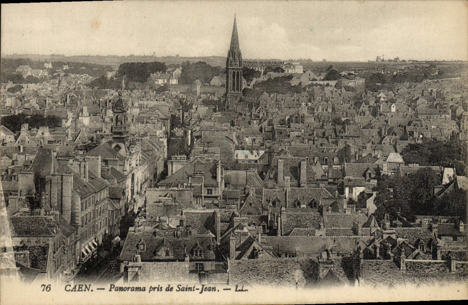 CPA Caen Panorama pris de Saint Jean 