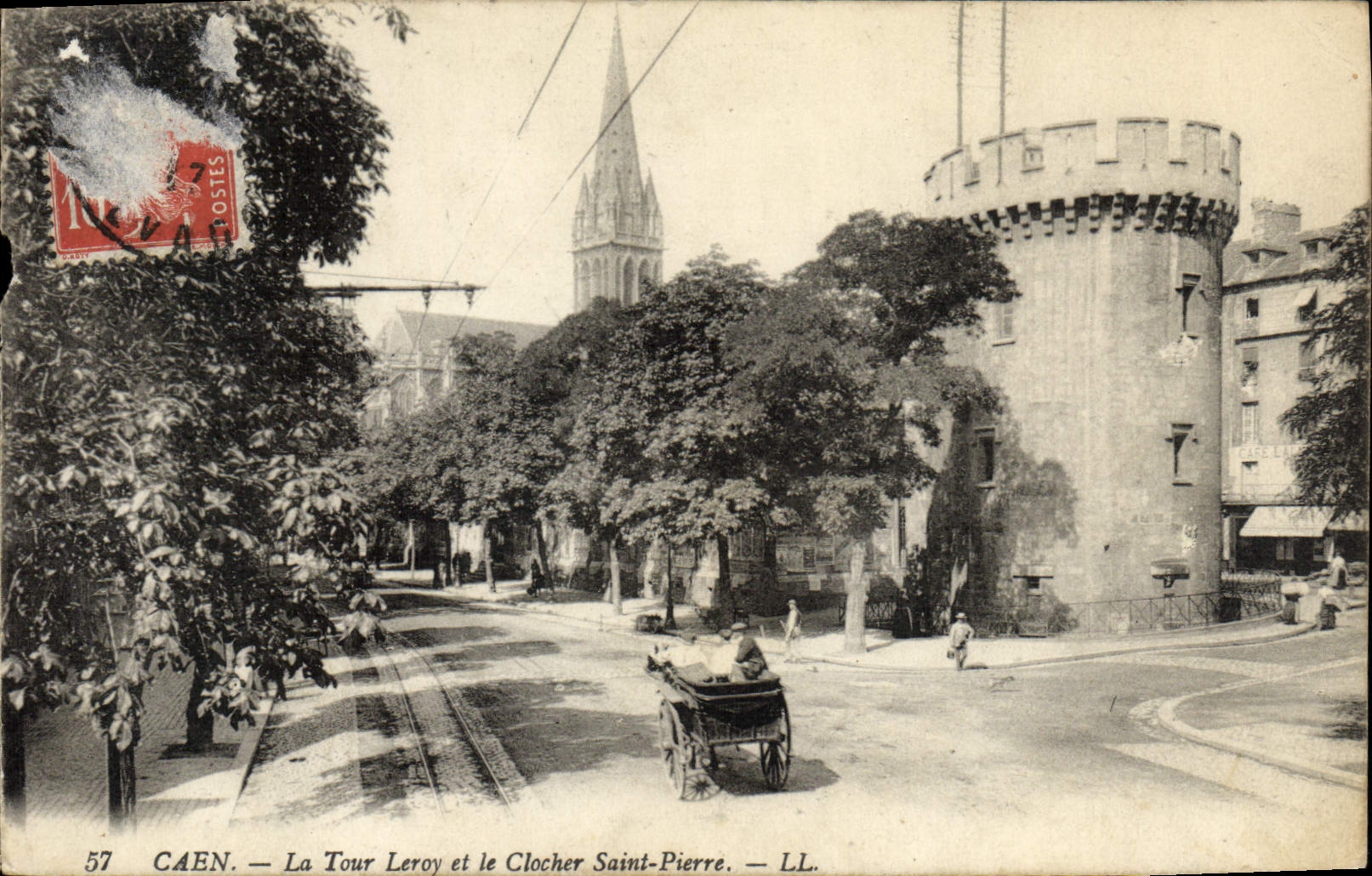 CPA Caen La Tour Leroy et le Clocher Saint Pierre 