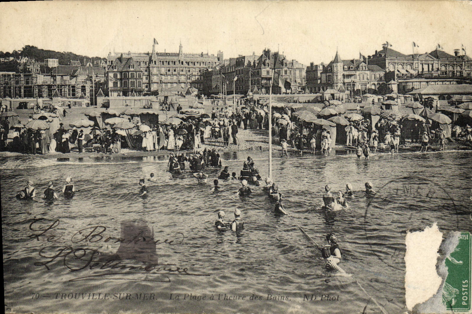 CPA Trouville sur Mer La plage a l'heure des bains 