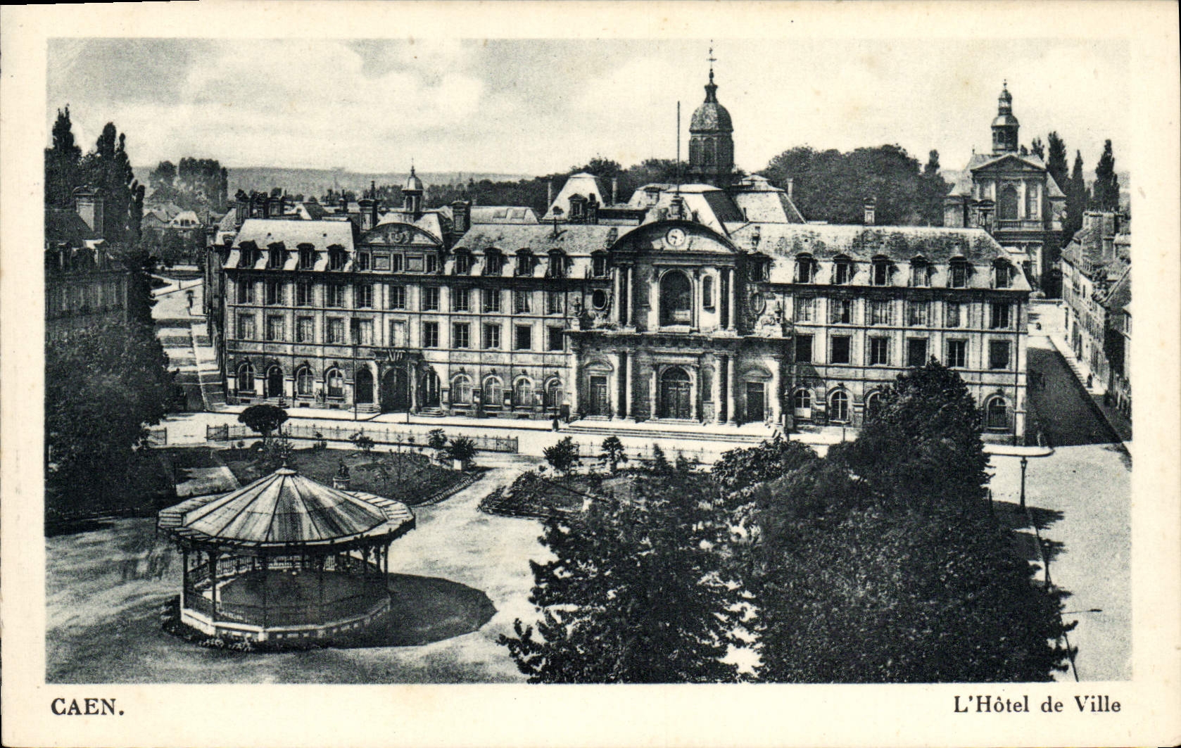 CPA Caen L'Hotel de ville