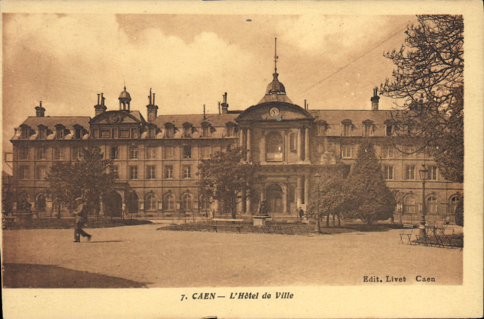 CPA Caen L'Hotel de ville
