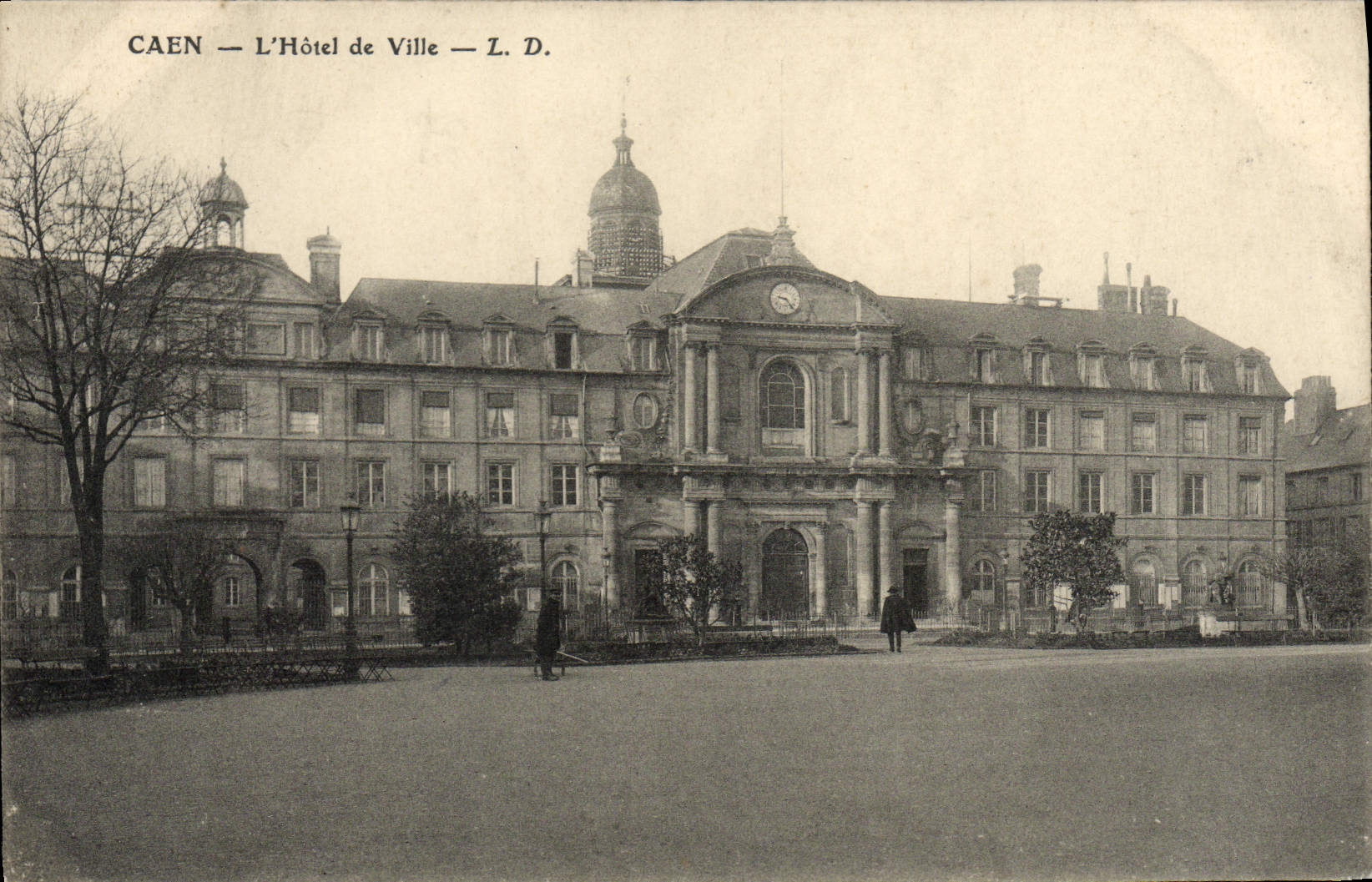 CPA Caen L'hotel de ville