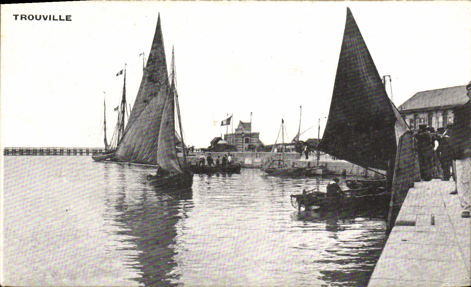 CPA Trouville Bateaux