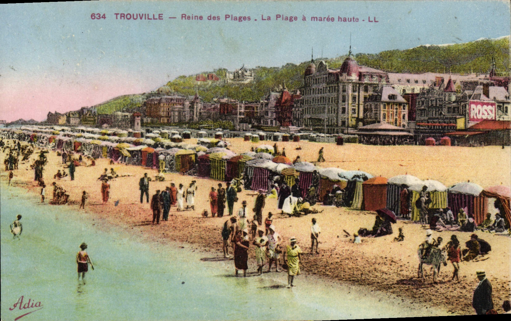 CPA Trouville reine des plage la plage a maree haute