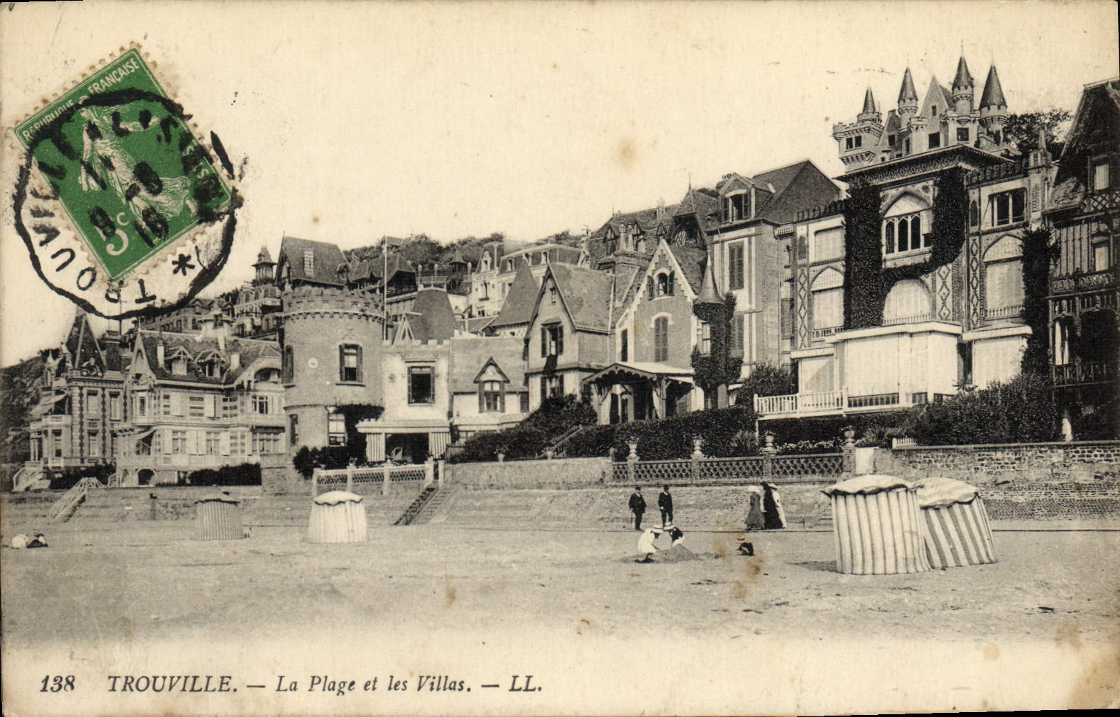 CPA Trouville La plage et les villas