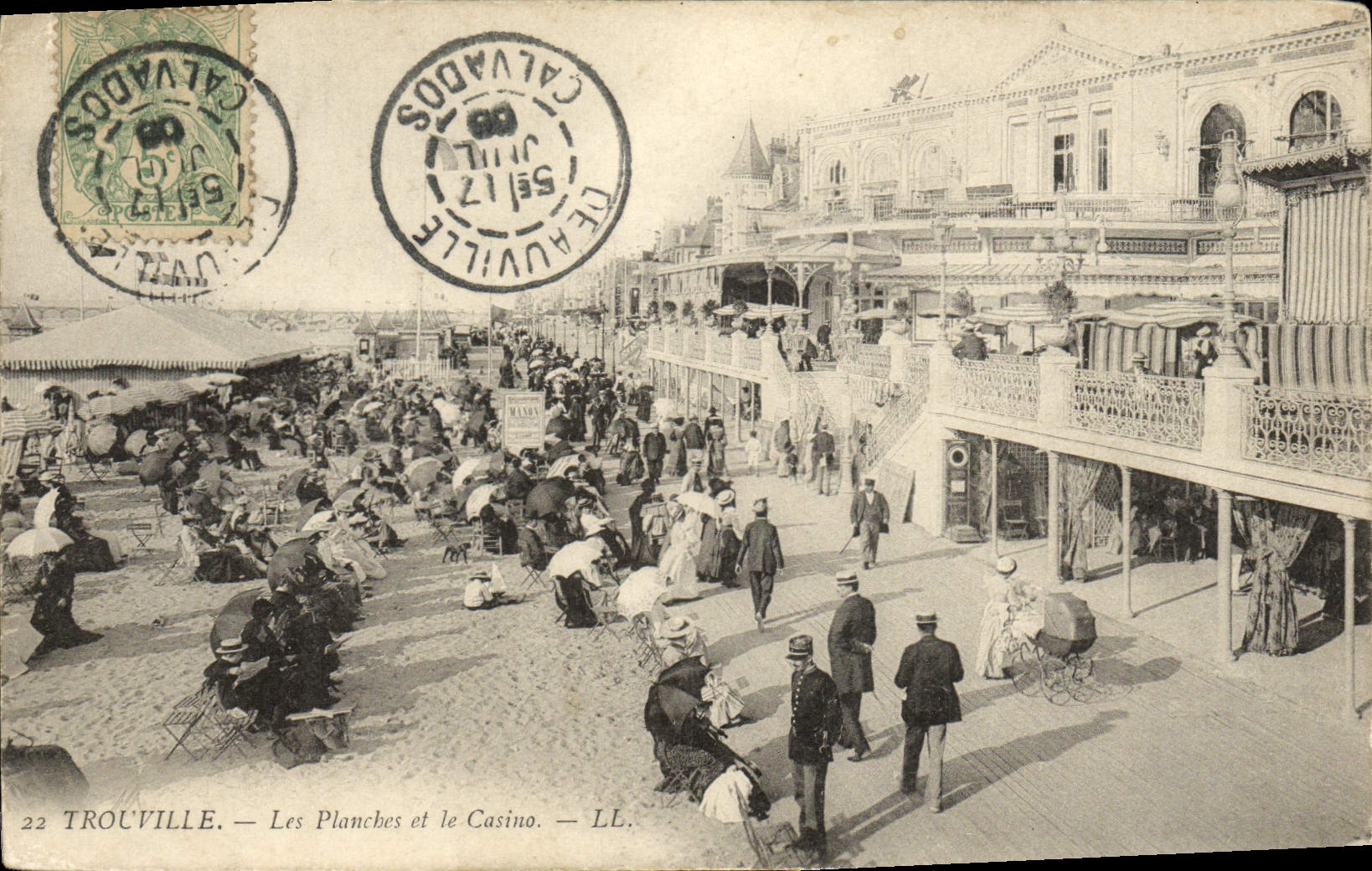 CPA Trouville Les planches et le casino