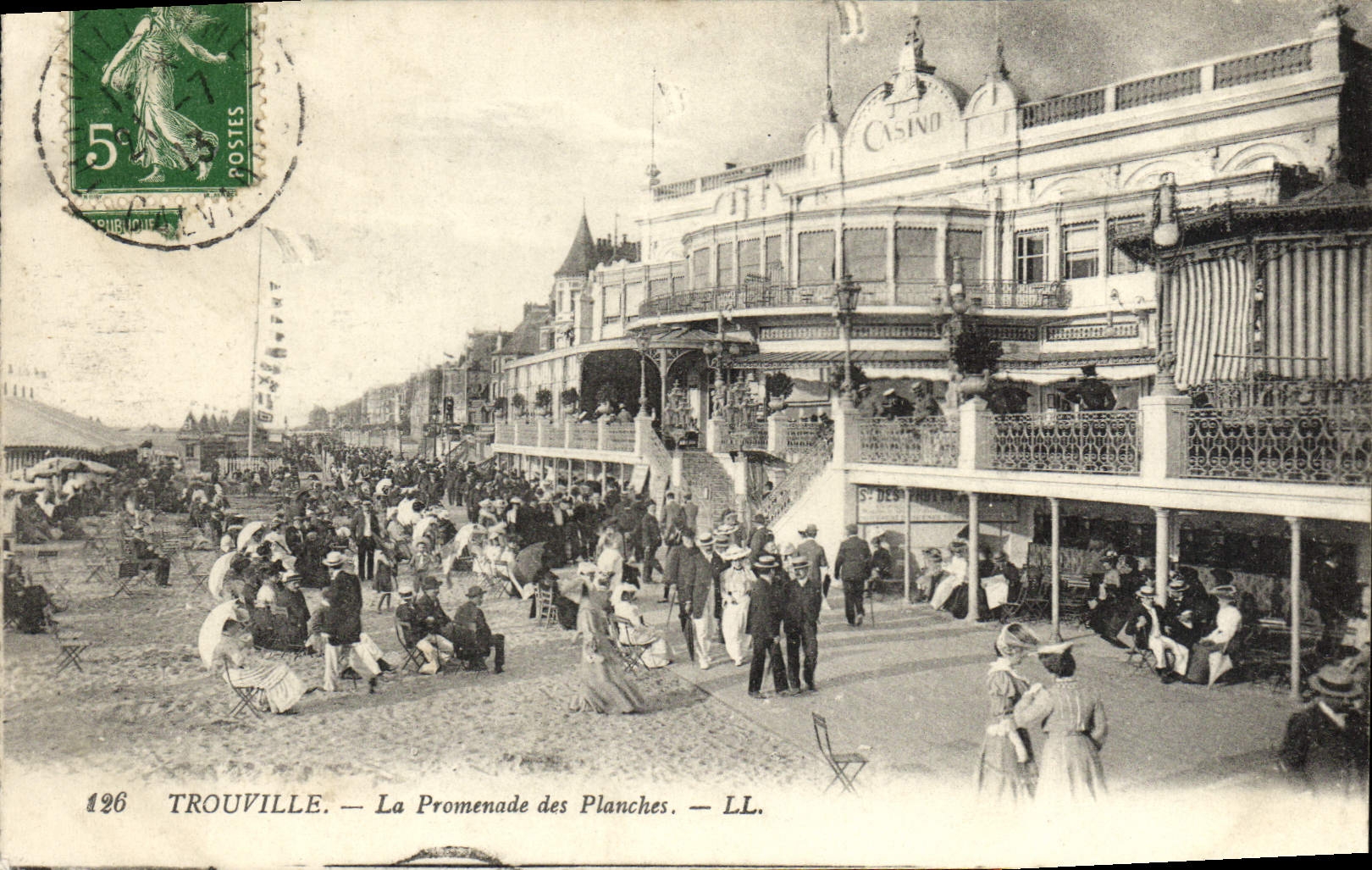 VINTAGE POSTCARD Trouville the walk of the boards