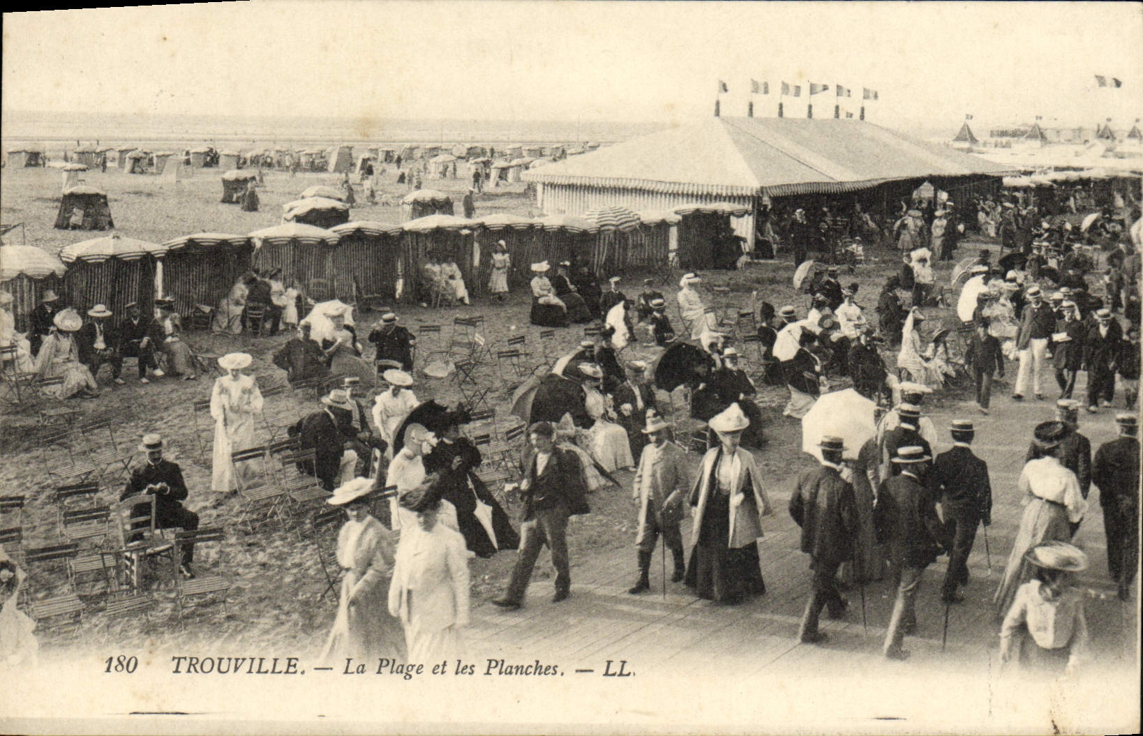 VINTAGE POSTCARD Trouville the beach and boards