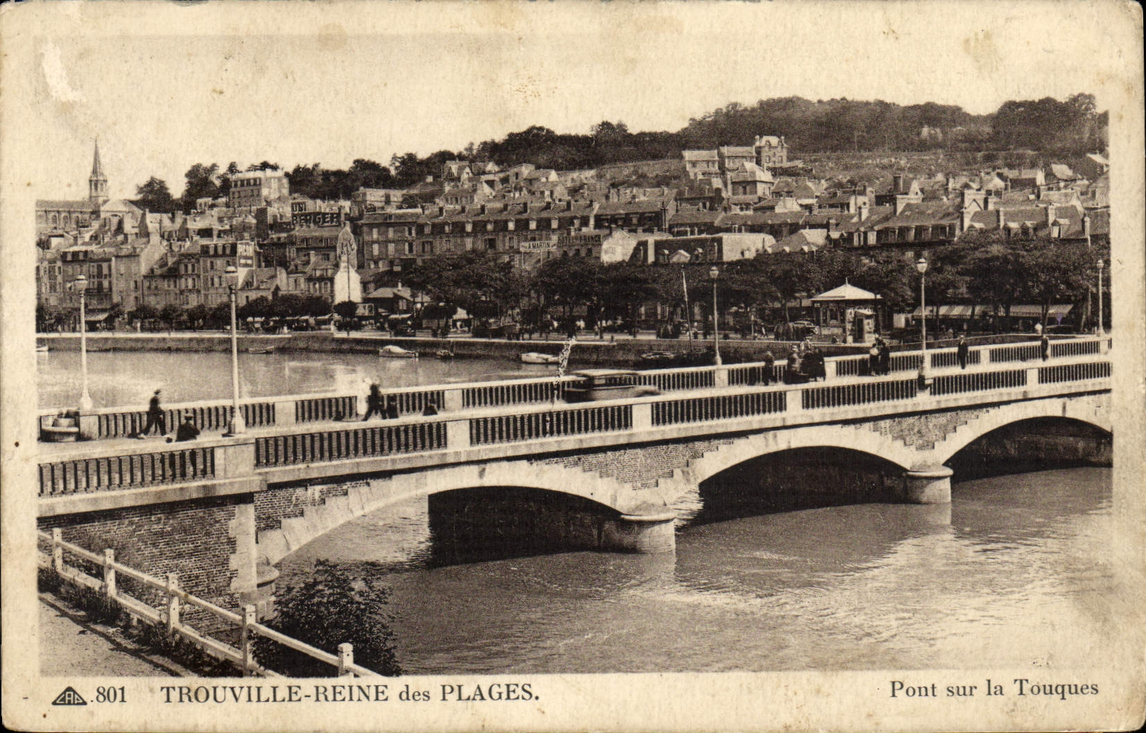 CPA Trouville Reine des plages Pont sur la Touques