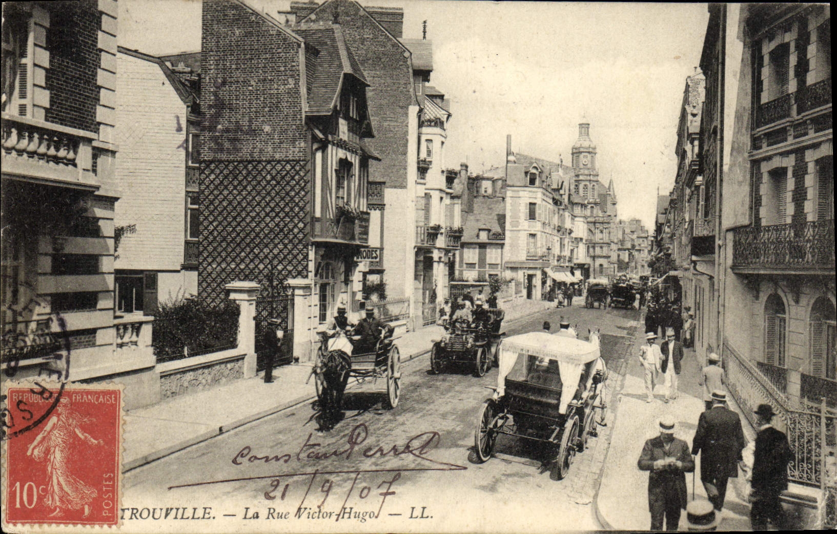 VINTAGE POSTCARD Trouville the street Automobile Victor Hugo