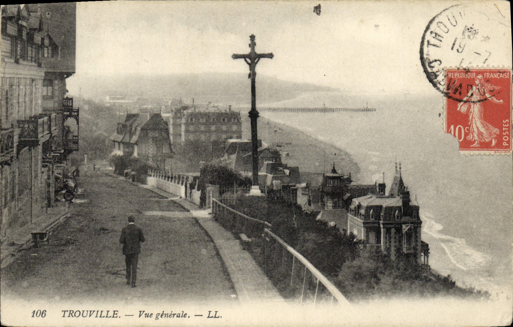 CPA Trouville vue generale
