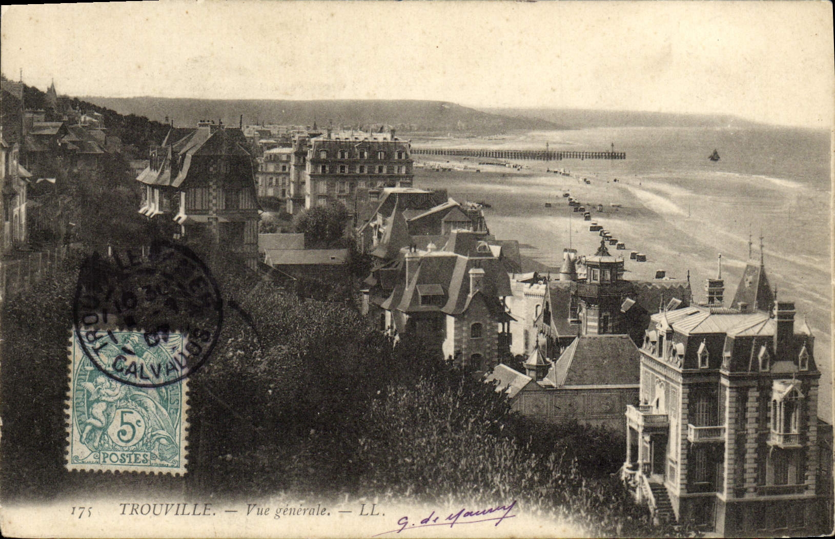 CPA Trouville vue generale