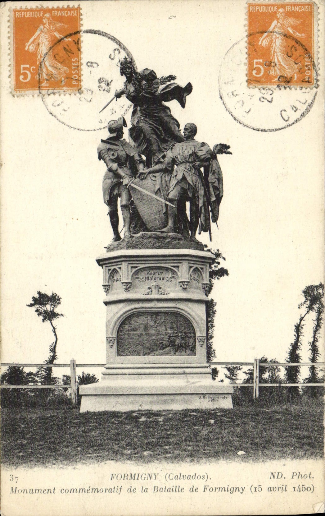 CPA Formigny Monument commemoratif de la bataille de Formigny 15 aout 1450