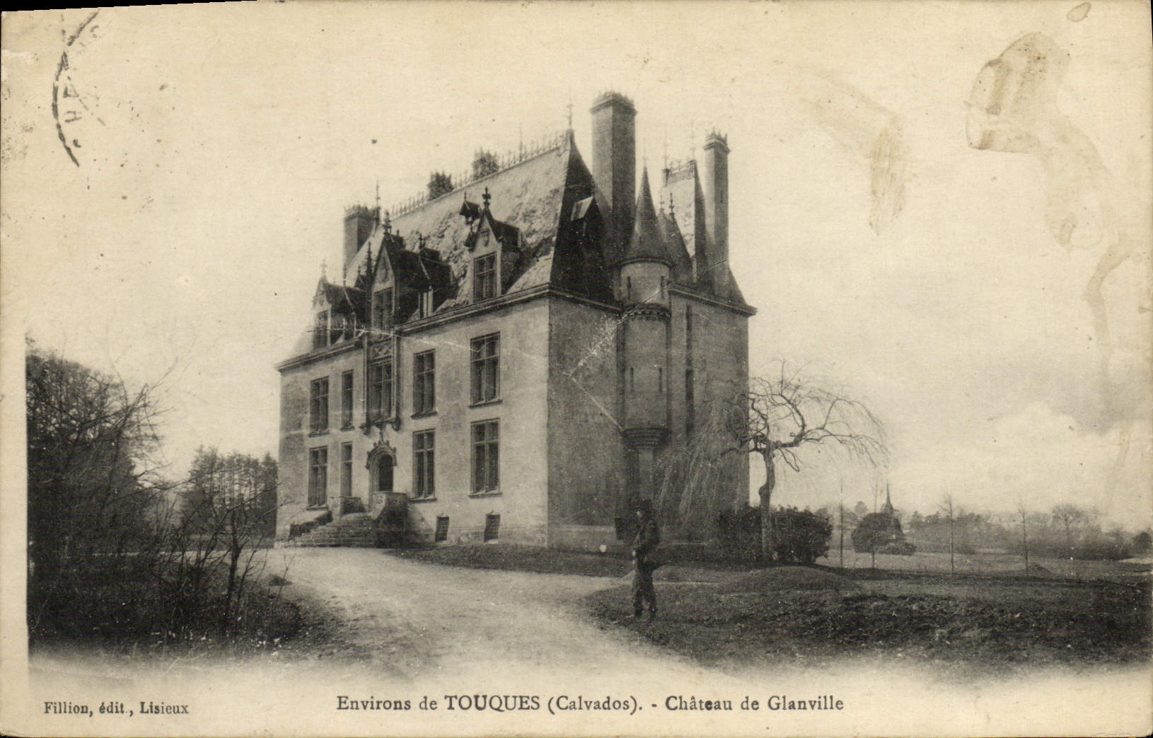 VINTAGE POSTCARD Surroundings of Drums Castle of Glanville