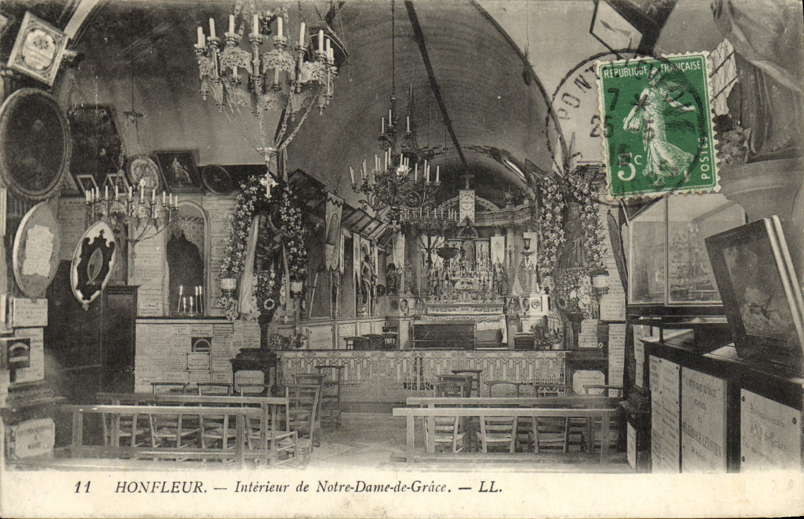 CPA Honfleur Interieur de Notre Dame de Grace