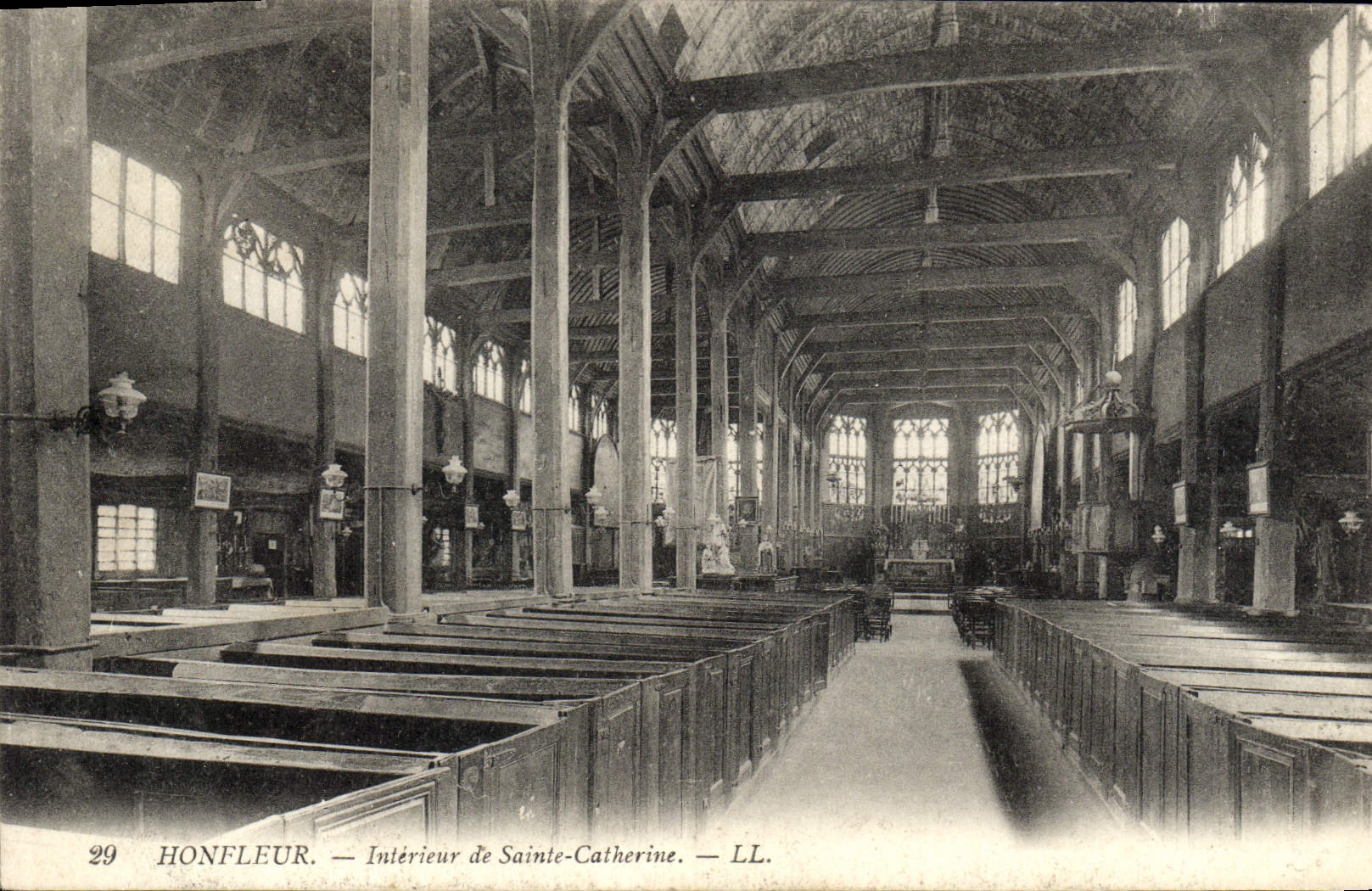 CPA Honfleur Interieur de Sainte Catherine