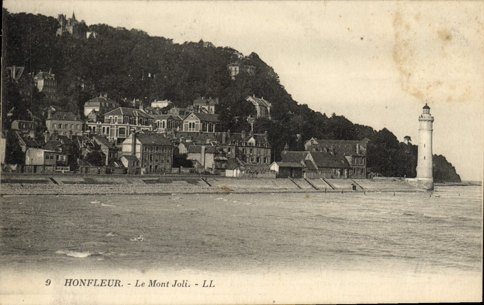 CPA Honfleur Le Mont Joli 