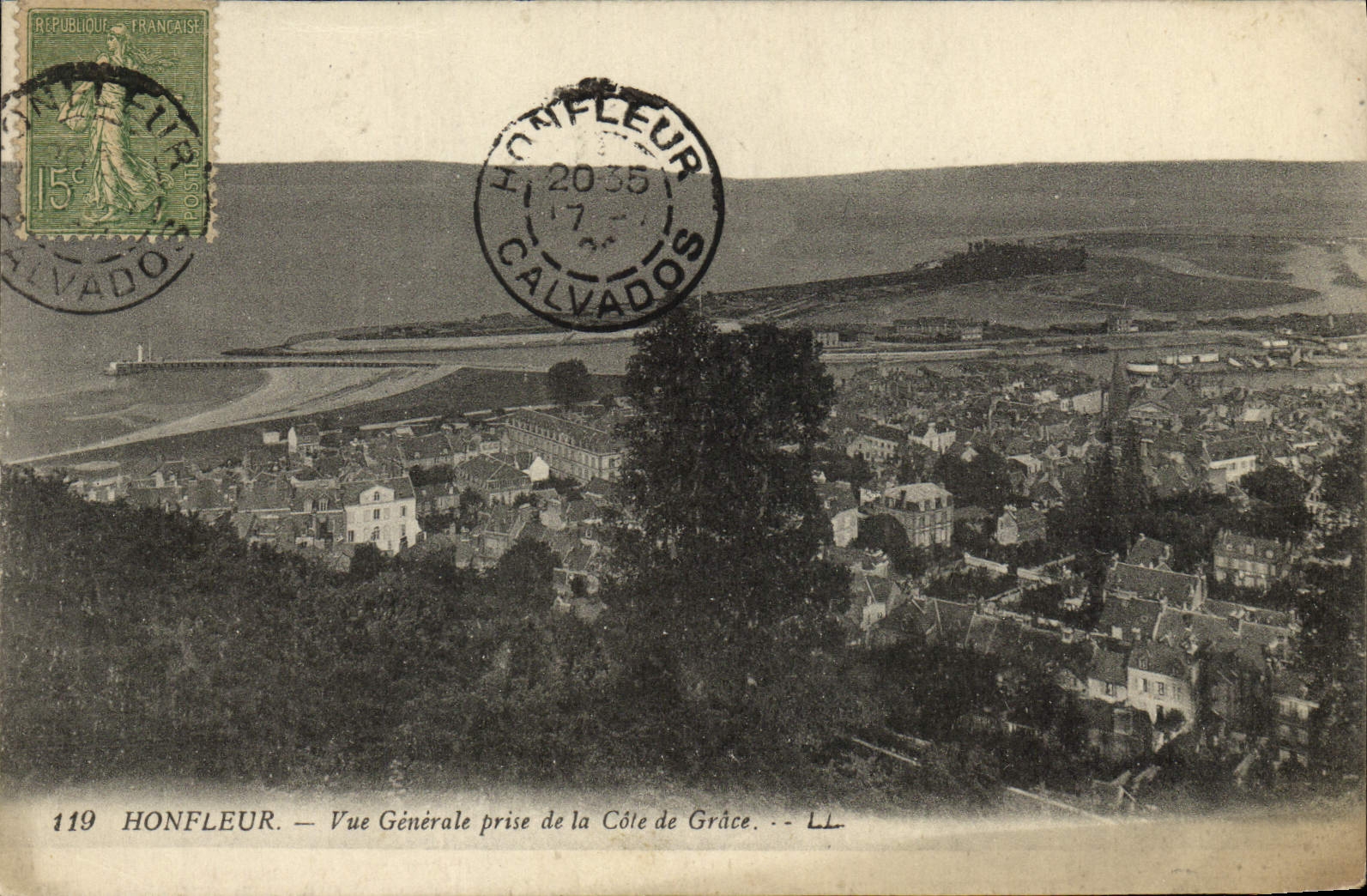 CPA Honfleur Vue Generale Prise de la Cote de Grace