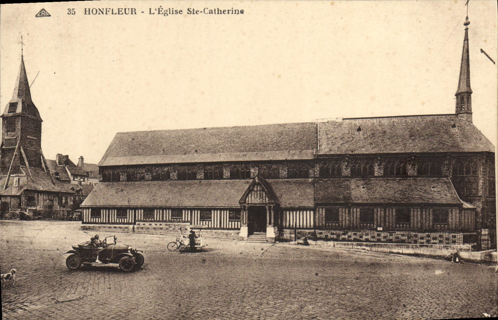 VINTAGE POSTCARD Honfleur the Church co. Catherine Automobile