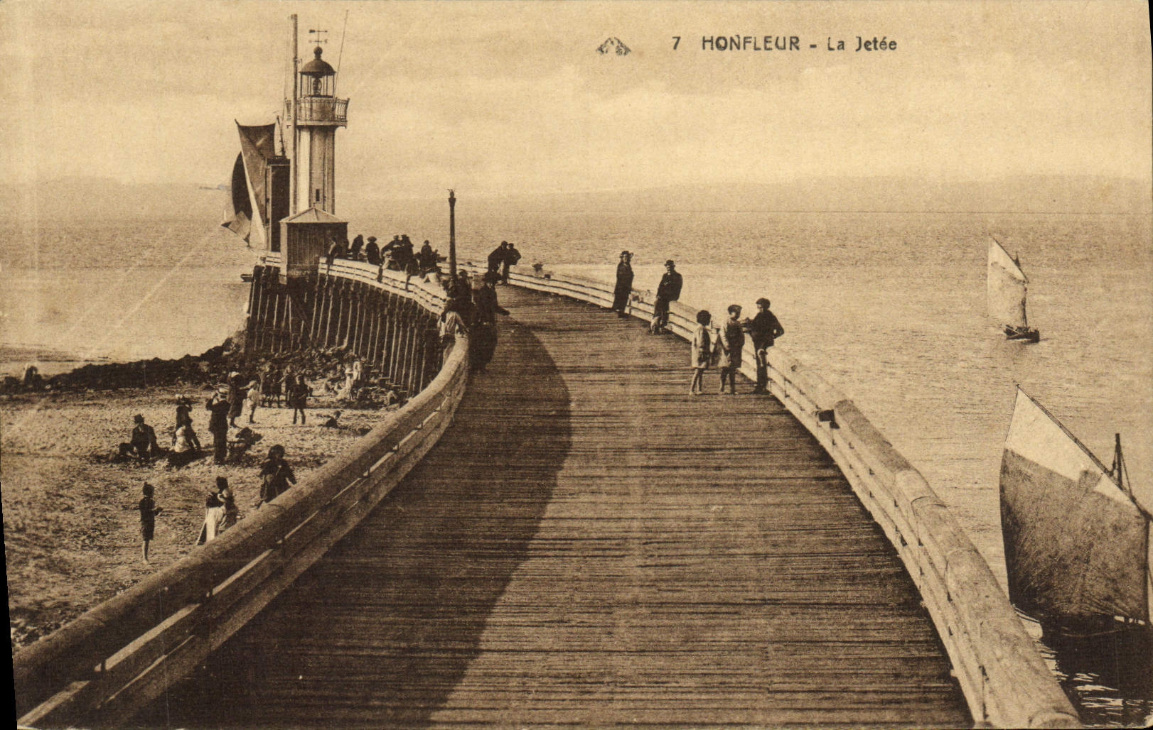 CPA Honfleur La Jetee