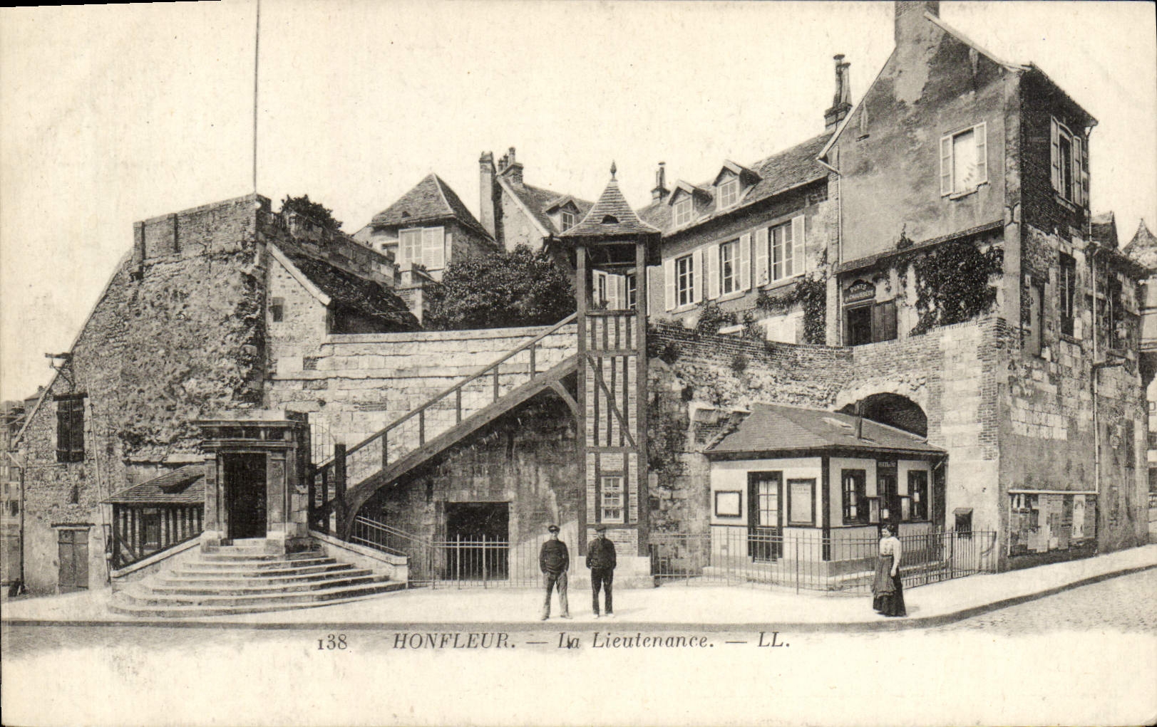 CPA Honfleur La Lieutenance